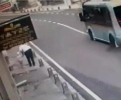 Ümraniye'de 6 kişinin yaralandığı kaza kamerada