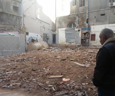 Beyoğlu'nda tarihi bina yıkıldı