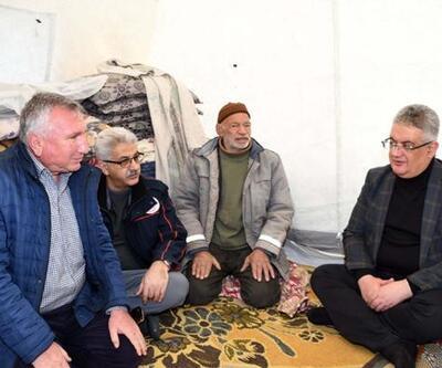 Vali Aykut Pekmez Gerger’de depremzedeleri ziyaret etti