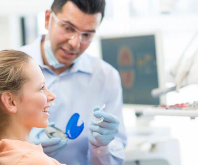 Ortodonti tedavisinde saklı telin avantajları nelerdir?
