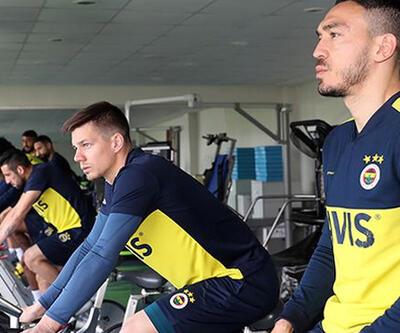 Fenerbahçe antrenmanında Ersun Yanal detayı