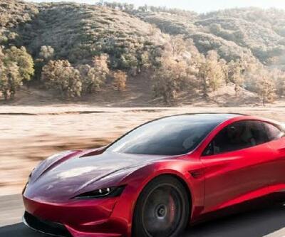 Tesla araçlara hız dopingi