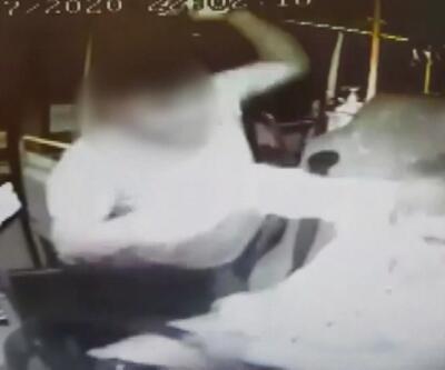 Son Dakika: Maske uyarısı yapan sürücüyü darbettiler! | Video