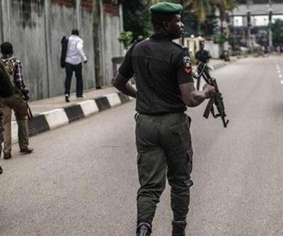 Nijerya'dan radikal karar! Maske takmayanlar tutuklanacak