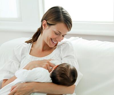 Koronavirüslü annelere 'bebeğinizi emzirin' tavsiyesi 