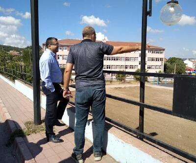 Başkan Öz, Sıtkı Turan Parkı'ndaki yenileme çalışmalarını inceledi