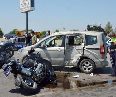 Son dakika.. Yunus timi ile takibe aldıkları araç çarpıştı, 2'si polis 3 kişi yaralandı