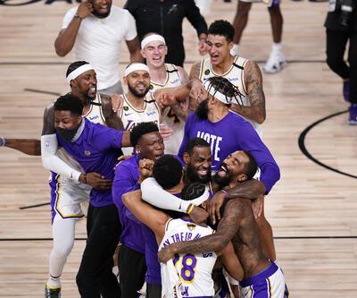 Los Angeles Lakers'tan tarihi başarı
