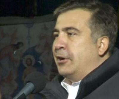 Gürcü siyasetçi yumruklandı | Video 