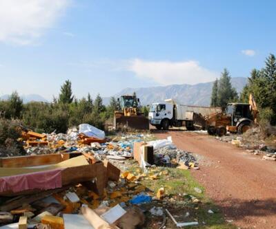 Ormanlık alandan 28 kamyon çöp çıktı