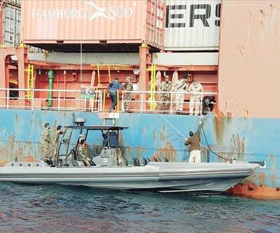 Hafter'in alıkoyduğu Türk gemisi serbest bırakıldı