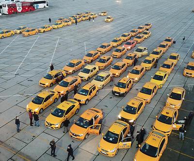 Yenikapı'da taksimetre kuyruğu | Video