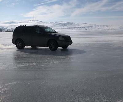 Buz tutan Çıldır Gölü'nde drift