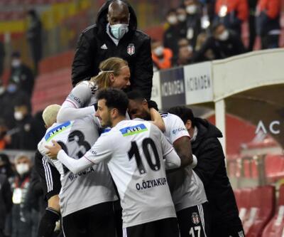Beşiktaş Kulübü saldırıya uğradı
