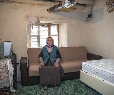 Mersin'de 81 yaşındaki Emiş Teyze'nin evi yenilendi