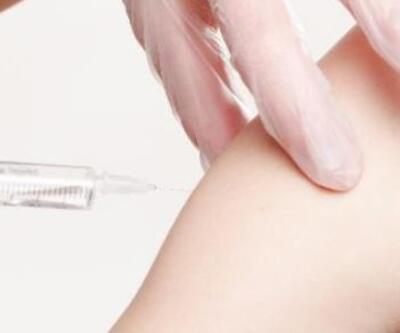 İngiltere'de AstraZeneca aşısı olan 7 kişi, kan pıhtısı nedeniyle hayatını kaybetti