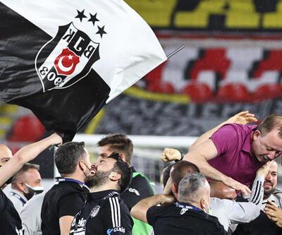 Son dakika... Beşiktaş'a iki tecrübeli golcü birden!
