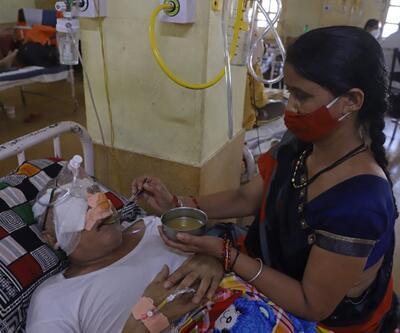 Hindistan'da ölümcül 'kara mantar' alarmı: Hastalık nasıl yayılıyor, belirtileri neler? 
