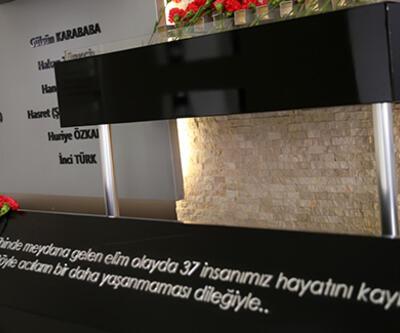 Madımak Katliamı'nın 28. yılı... Katledilen 35 kişi Madımak Oteli önünde anıldı