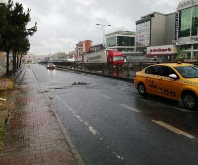 Anadolu Yakası'nda yağmur 
