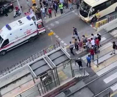 Yolun karşısına geçmeye çalışan kişiye tramvay çarptı  