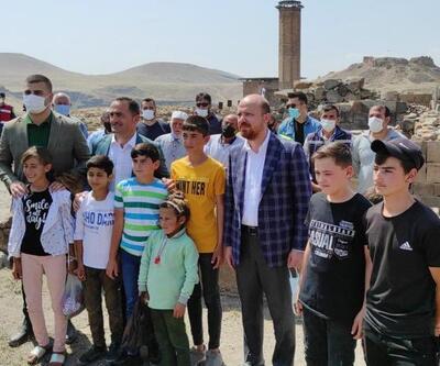 Bilal Erdoğan: Ani'yi, Ahlat'ı, Malazgirt'i ve Çanakkale'yi bilmemiz lazım