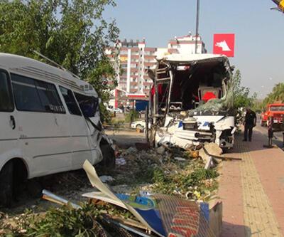 SON DAKİKA: Mersin'de yolcu otobüsü devrildi: 37 yaralı