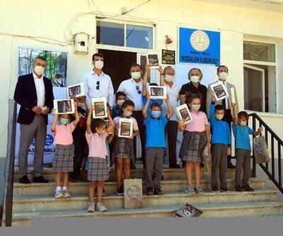 Muğla'da yangın mağduru 200 çocuğa tablet desteği