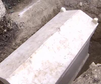 Lahit ve sandık tipi mezar ortaya çıkarıldı
