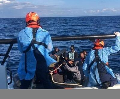 İzmir'de 22 kaçak göçmen kurtarıldı