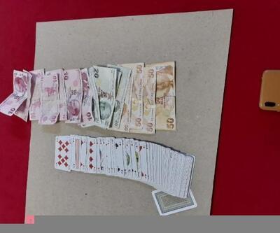 Hatay'da kumar oynayan 3 kişiye 4 bin 8 lira ceza kesildi