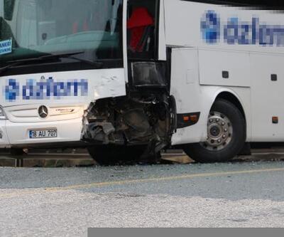 Kastamonu'da otobüs ile otomobil çarpıştı: 1 yaralı