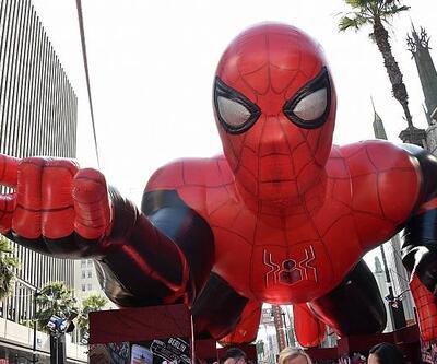 ‘Spider-Man’ filmi , Covid-19 salgınına rağmen dünyada 1 milyar dolardan fazla gişe geliri sağladı