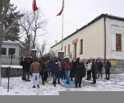 Kars'ta köylüler, Vali Öksüz'den su sorunlarının çözülmesini istedi