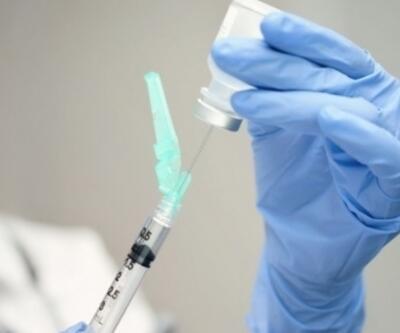 Almanya’da eczanelerde Covid-19 aşı uygulaması başladı