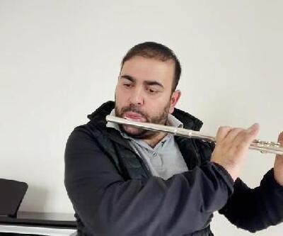 İstiklal Marşı'nı 4 farklı enstrüman ile çaldı