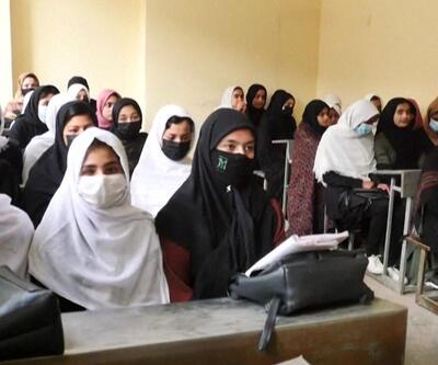 Taliban'dan kız öğrencilere engel
