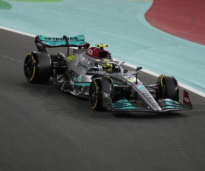 Lewis Hamilton Q1'de elendi
