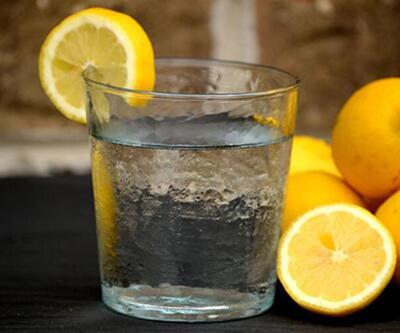 Sahurda bir bardak suya limon sıkıp içerseniz...