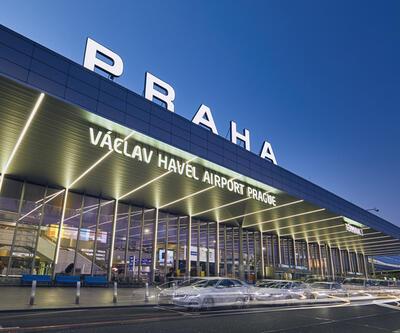 Çekya'nın başkentinde havai fişek alarmı: Havalimanında büyük panik!