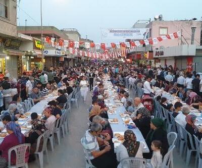 Kadirli'de 15 bin kişilik iftar yemeği