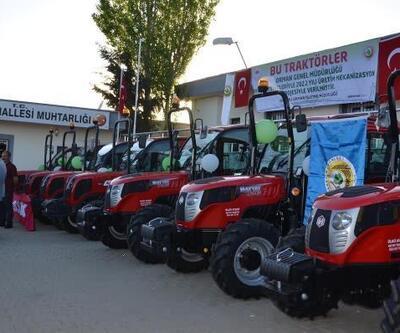Erdemli’de çiftçiye traktör desteği