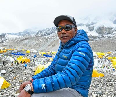 Nepalli şerpa 26’ıncı kez Everest'in zirvesinde! Kendi rekorunu kırdı