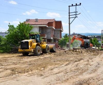 Erbaa'da yol genişletme ve üstyapı çalışmaları sürüyor