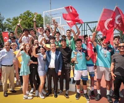 Konak'ta sokak basketbolu turnuvası düzenlendi