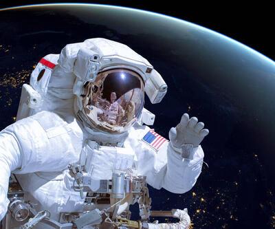 Uzay yürüyüşündeki NASA astronotunun kaskına su doldu