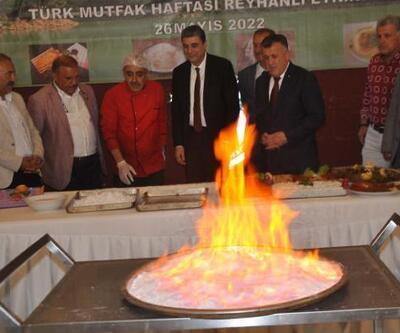 Reyhanlı’da tuzda tavuk ve humus ‘Türk mutfağında’ tanıtıldı
