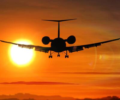 Nepal'de 22 yolcu taşıyan küçük uçak kayboldu