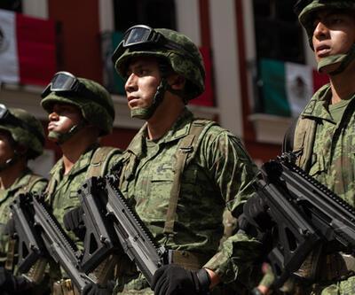 Meksika'da akılalmaz olay! Ordu üyelerinden şok hareket! Suç örgütlerine sattılar...