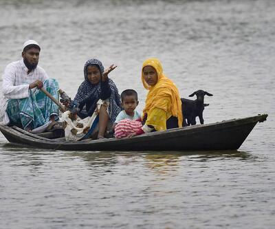 Hindistan ve Bangladeş'te sel felaketi: Bilanço ağırlaşıyor!